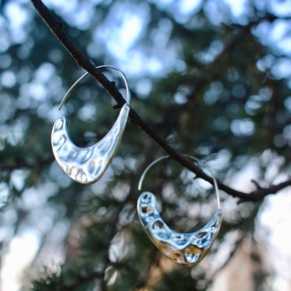Anthro Silver Carissa Moon Crescent Hoop Earrings - Picture 8 of 12